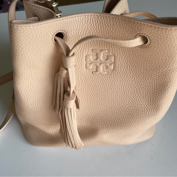 Tory Burch Light Nude Pink Bucket Bag Crossbody Purse - Picture 3 of 16